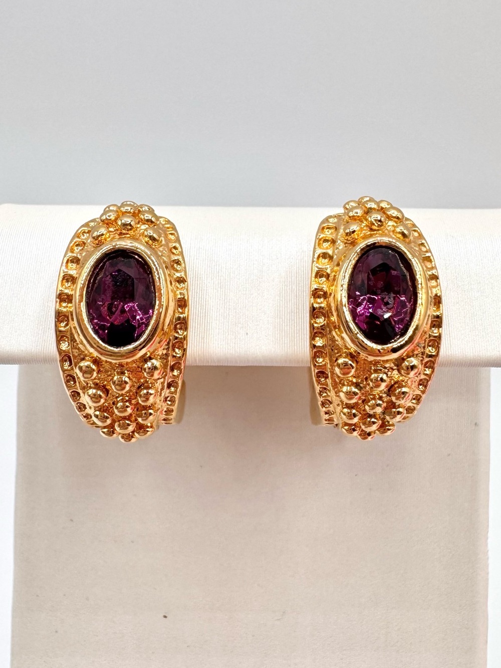 Faux Amethyst Gold Tone Caviar Style Huggie Hoop Earrings Pierced Retro 80s